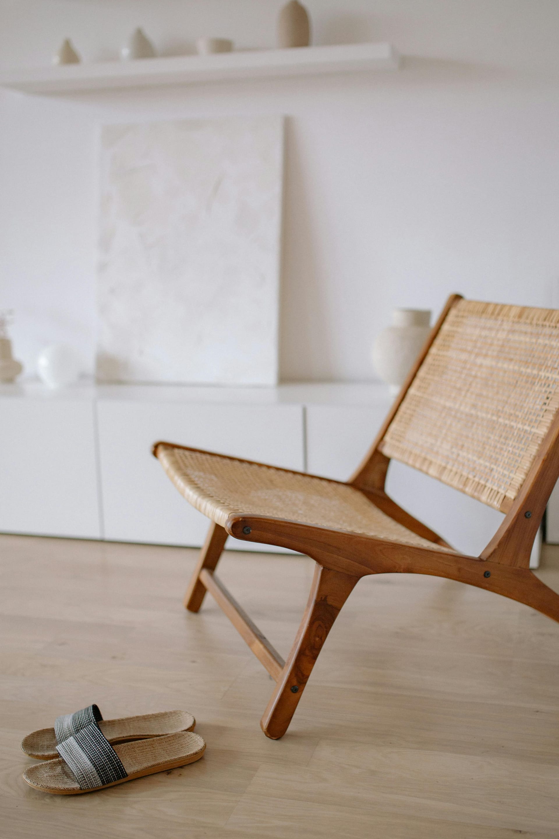 Luxury Brands Expanding into Home Essentials: A New Dimension of Elegance