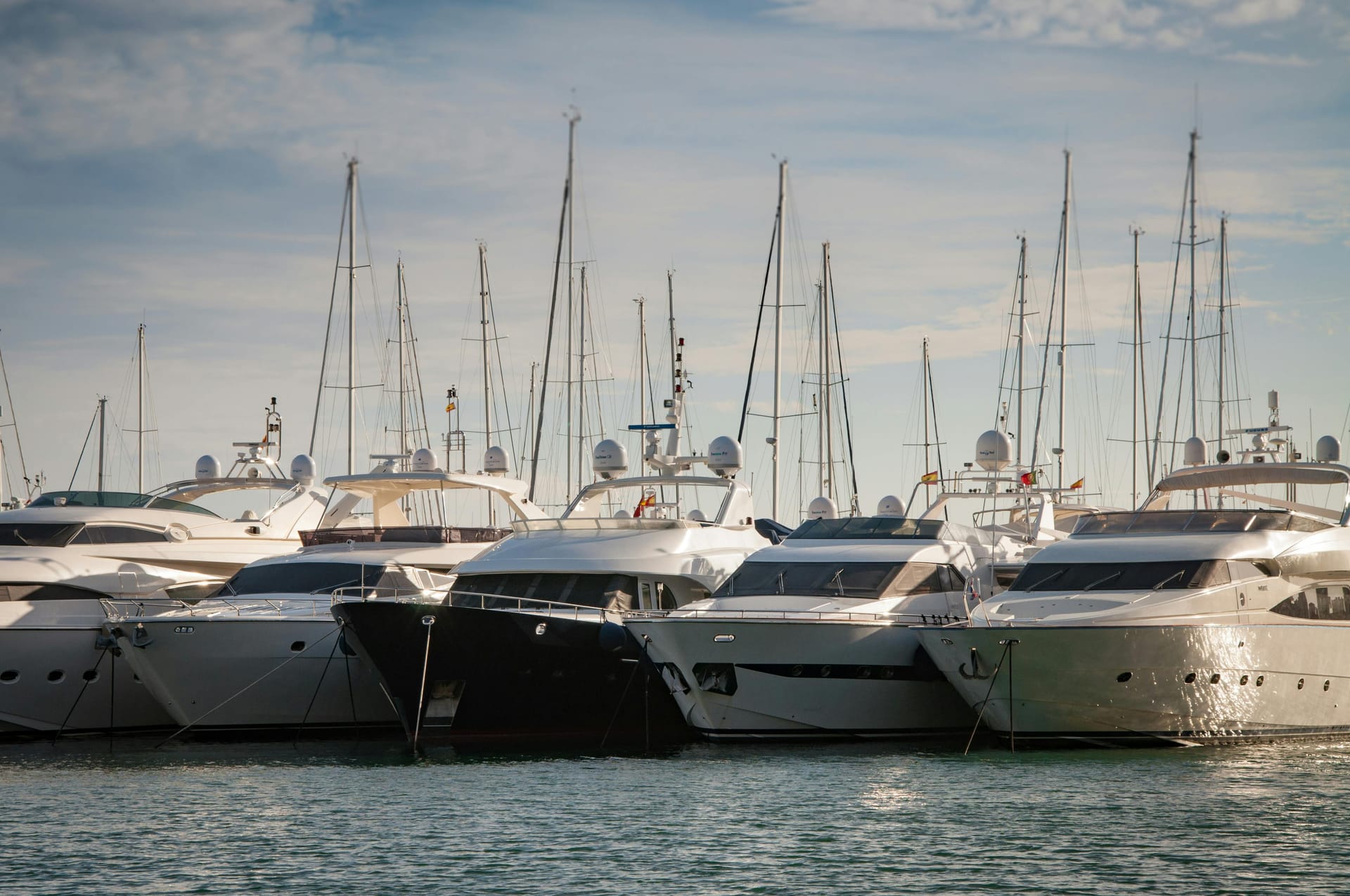 Superyacht or Mega-Yacht? Understanding the New Classifications