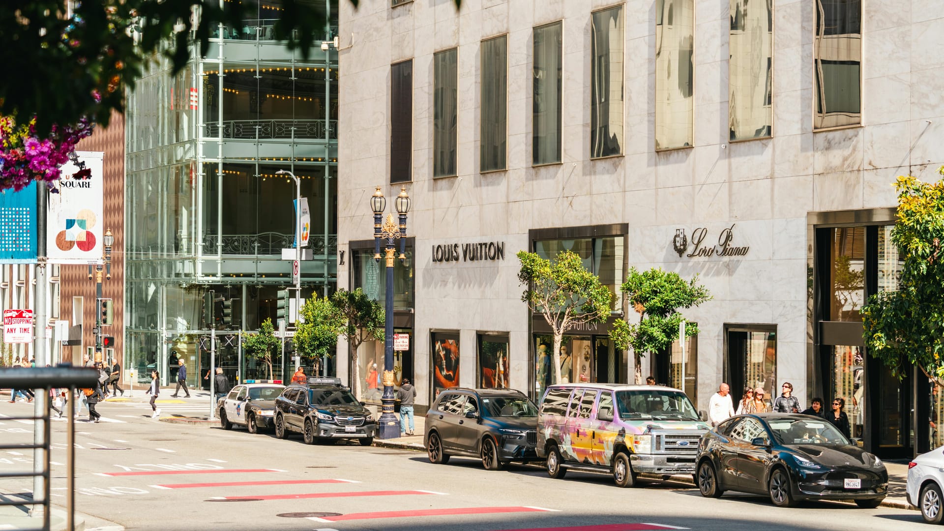 Quiet Luxury vs. Logo Mania: How to Choose the Right Investment Piece