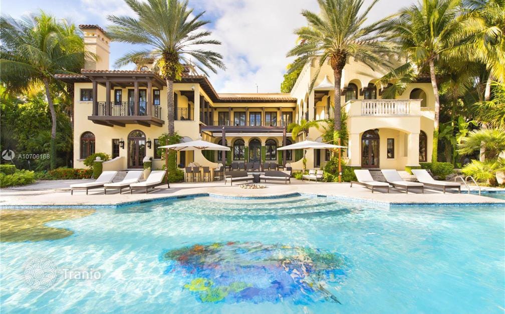 Luxury 12-Bedroom Villa in Miami Beach – $26.2 Million Oceanfront Residence