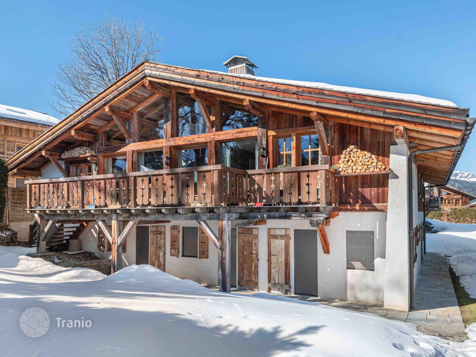 €9.9M Luxury 6-Bedroom Chalet for Sale in Megève – Mont d’Arbois