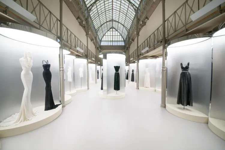 Azzedine Alaïa: The Legacy of Timeless Luxury and Masterful Craftsmanship