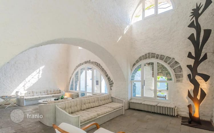 Lakefront Luxury: Inside a €7,500,000 Historic Villa in Brienno, Lake Como